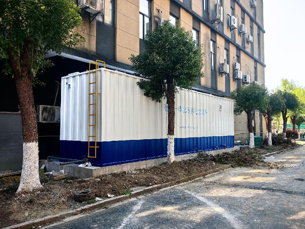 不锈钢清洗废水中和反应设备：选型标准与运行规范